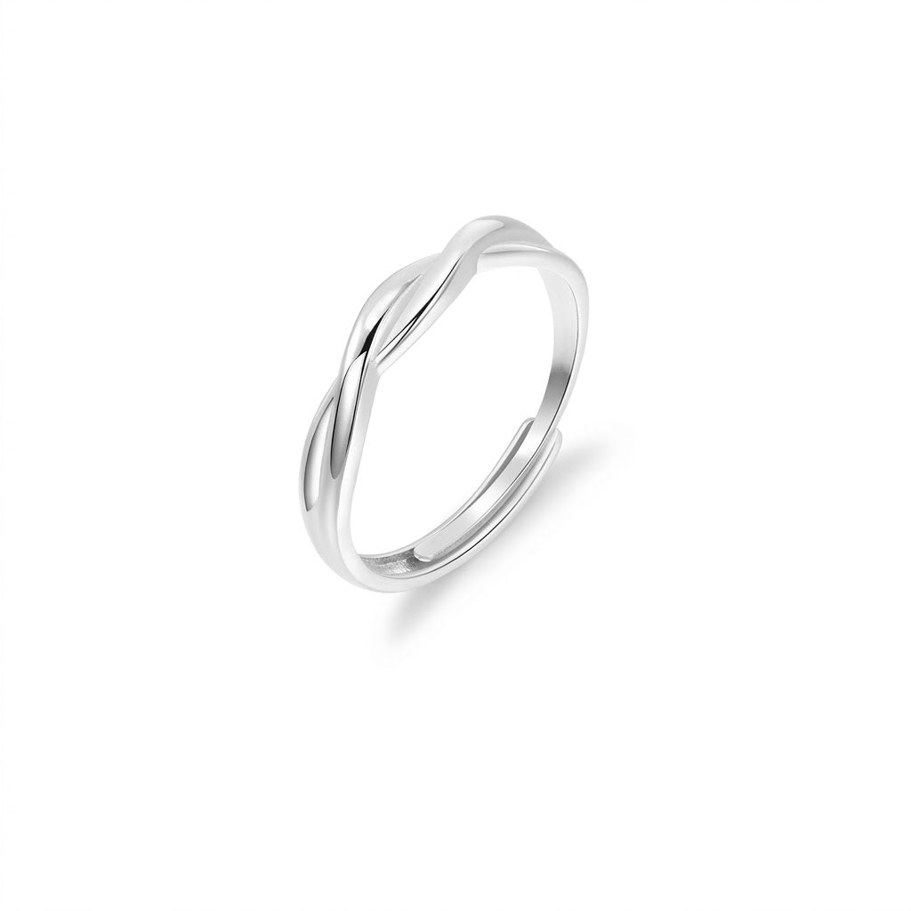 Modern Möbius Strip Ring